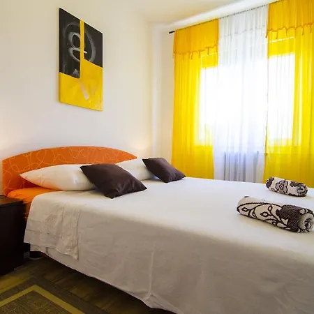 Apartment Ivory